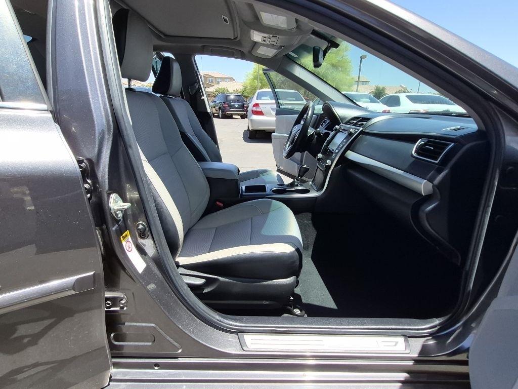 Toyota Camry  2016