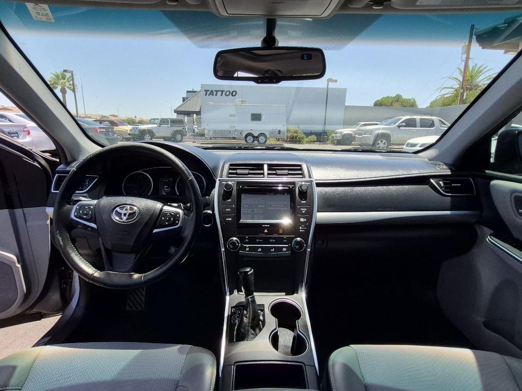 Toyota Camry  2016