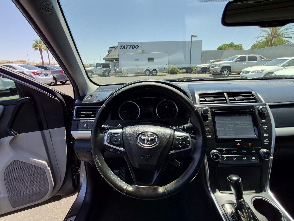 Toyota Camry  2016