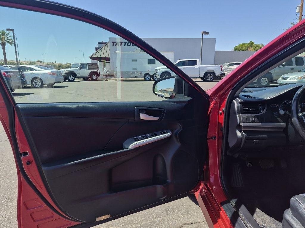 Toyota Camry  2012