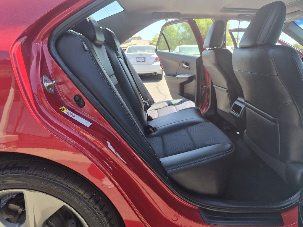 Toyota Camry  2012