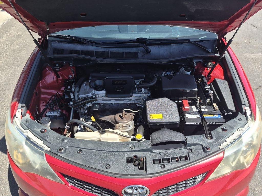 Toyota Camry  2012