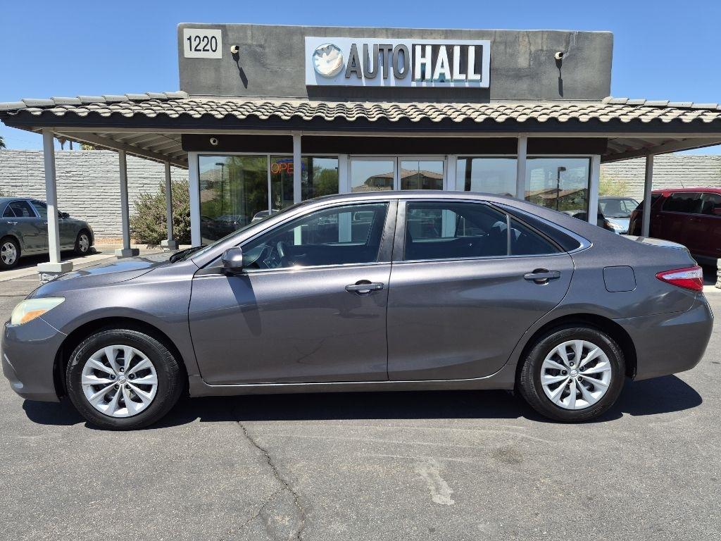 Toyota Camry  2015
