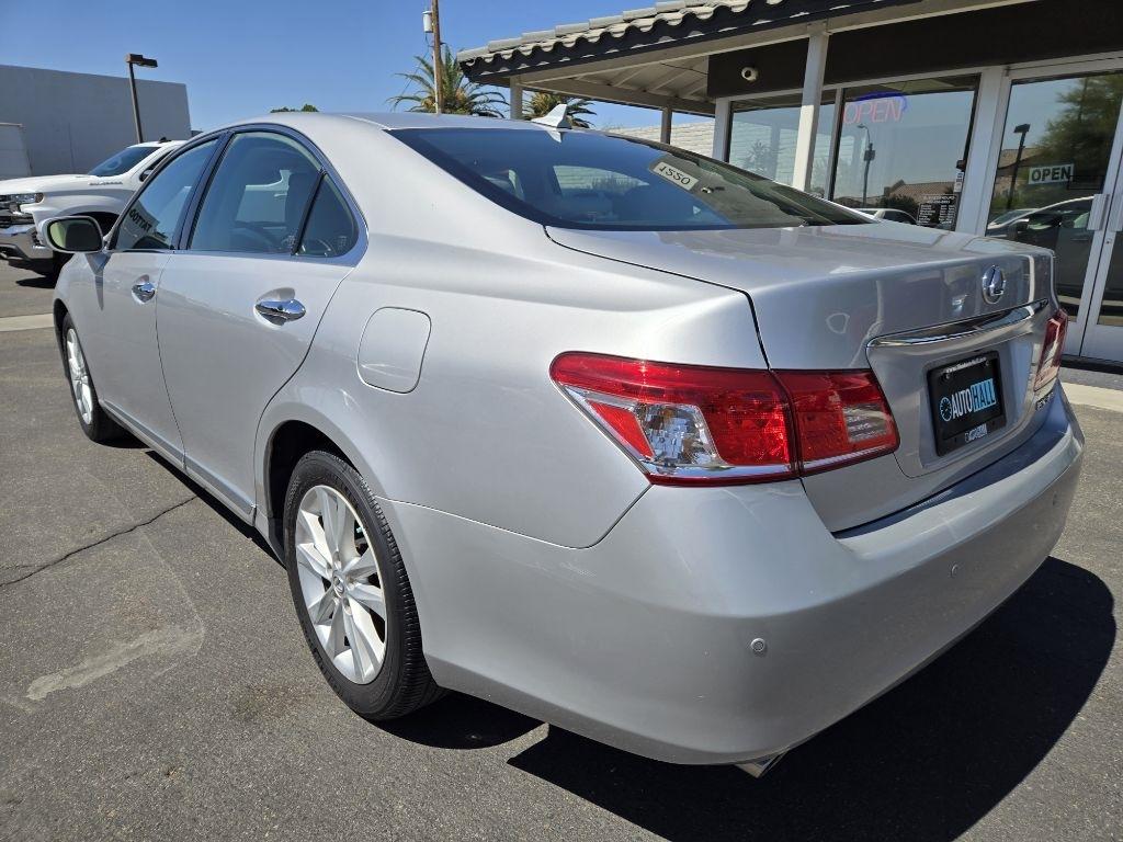 Lexus ES 350  2011