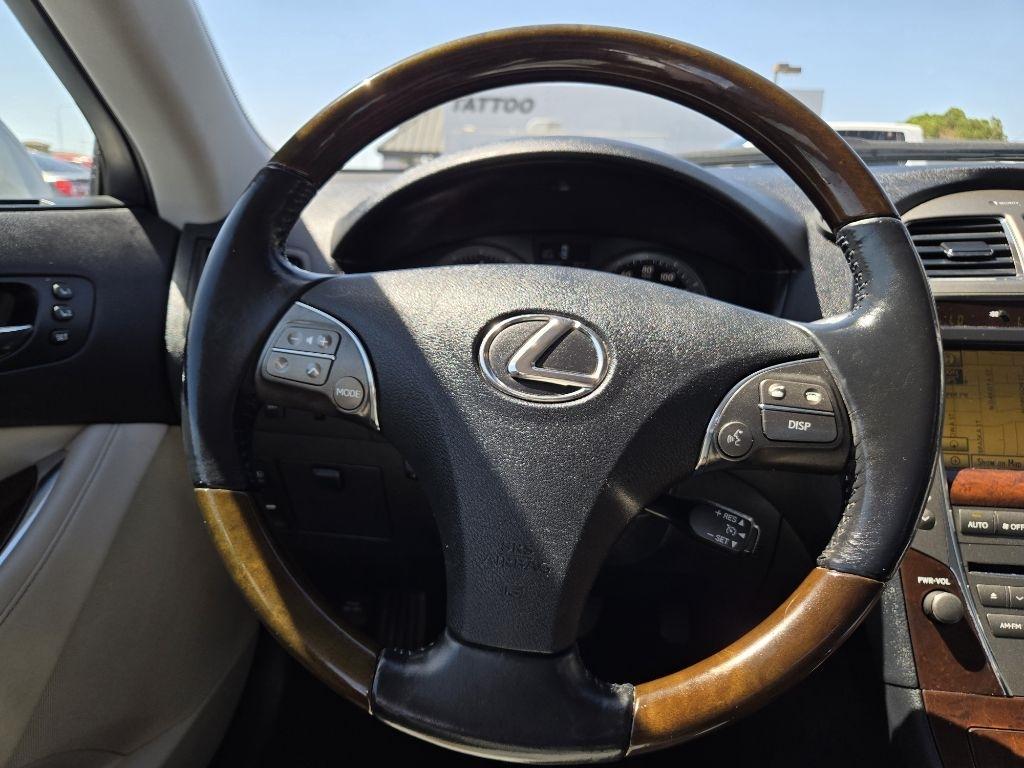 Lexus ES 350  2011