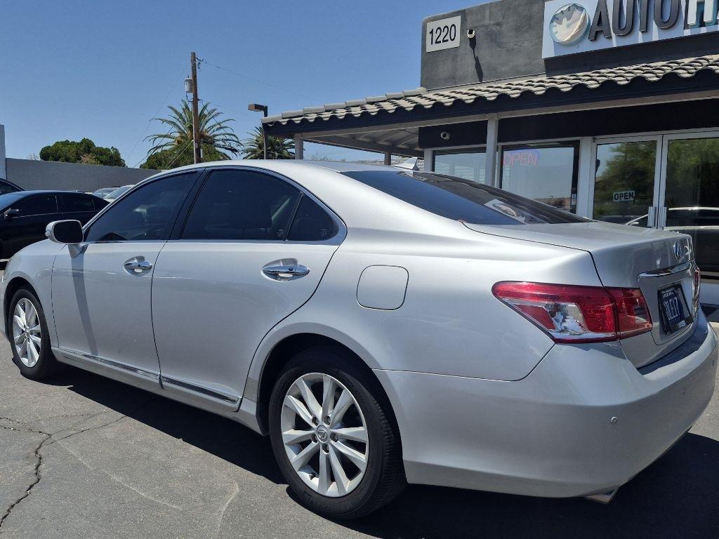 Lexus ES 350  2011