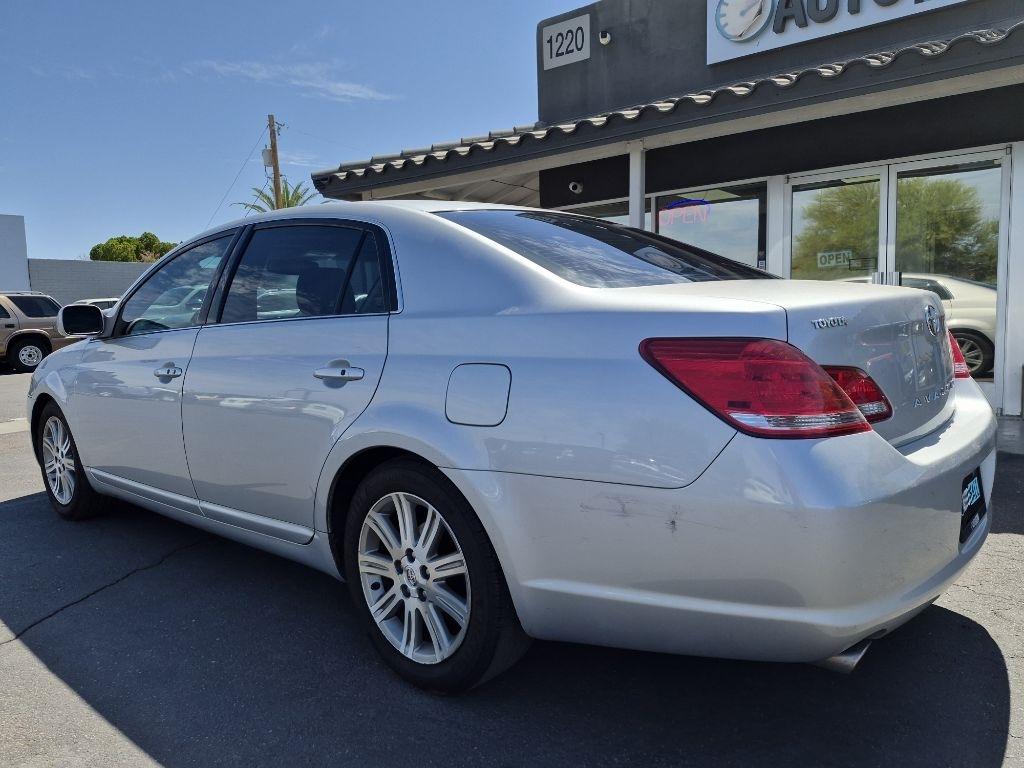 Toyota Avalon  2006