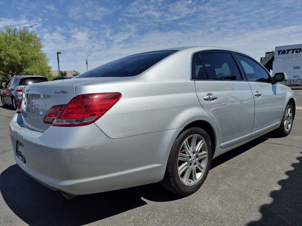 Toyota Avalon  2006