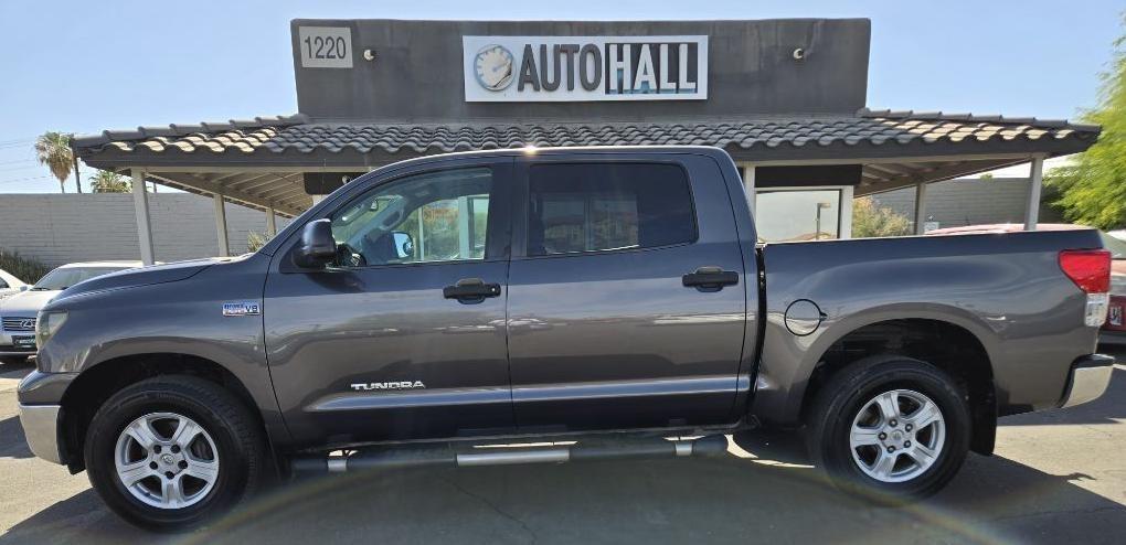 Toyota Tundra  2012