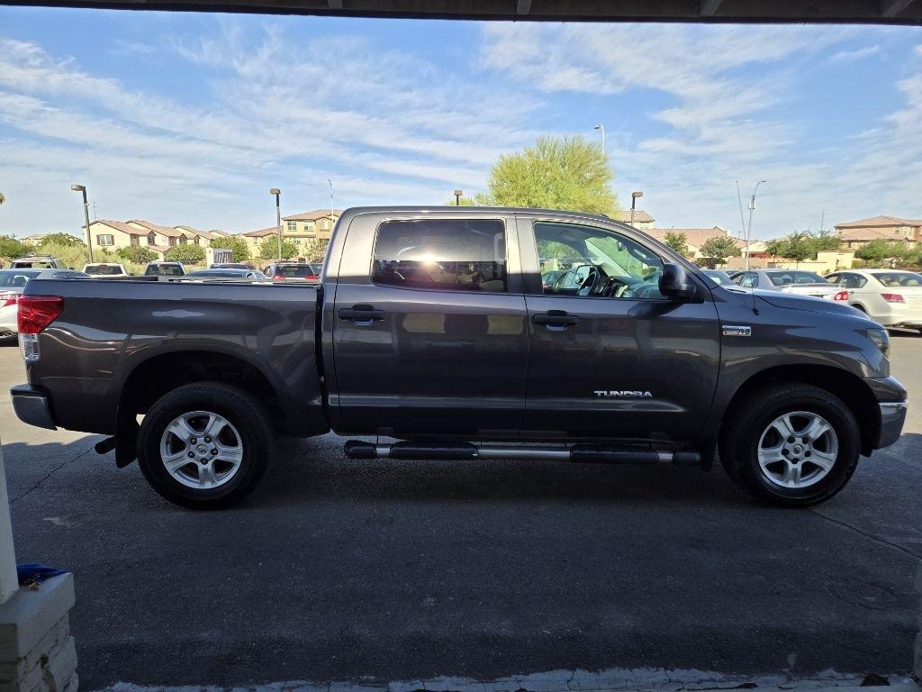 Toyota Tundra  2012