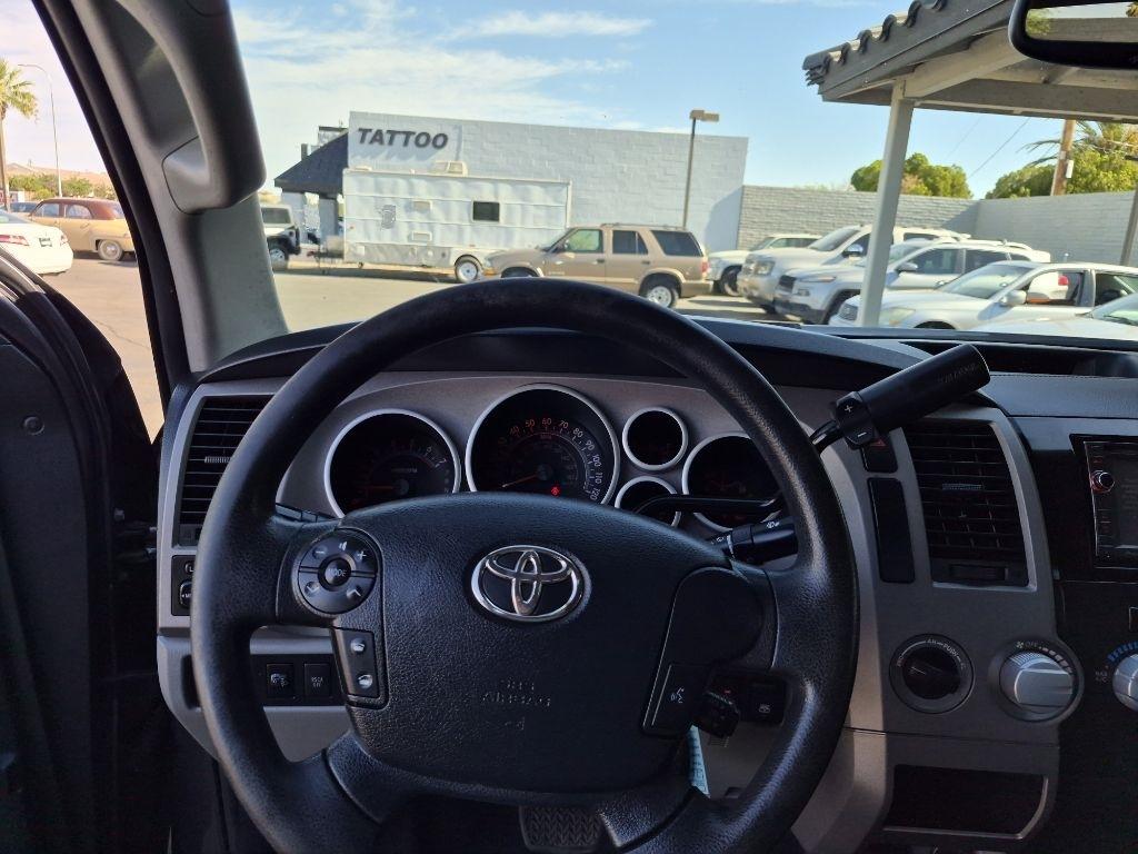Toyota Tundra  2012