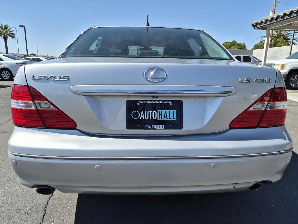 Lexus LS 430  2004
