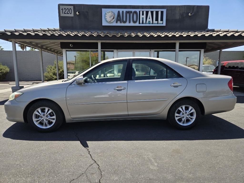 Toyota Camry  2004