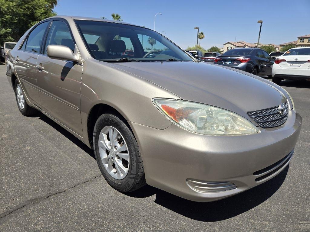 Toyota Camry  2004