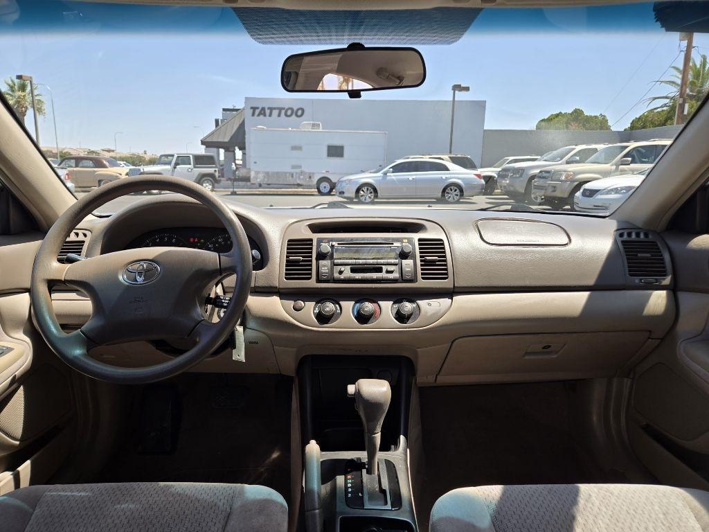 Toyota Camry  2004