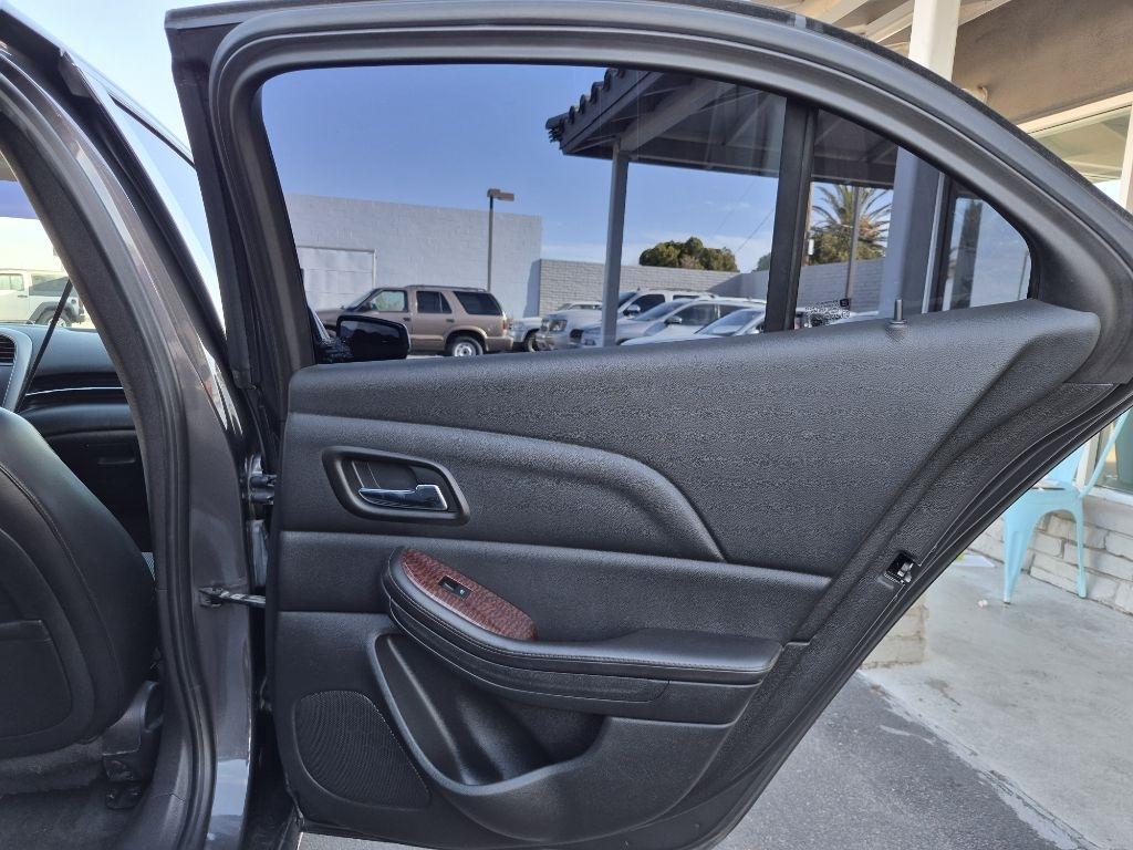 Chevrolet Malibu  2013