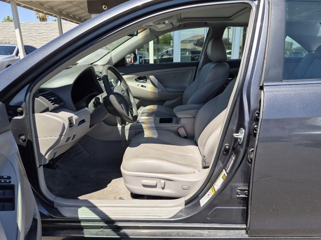 Toyota Camry Hybrid  2009