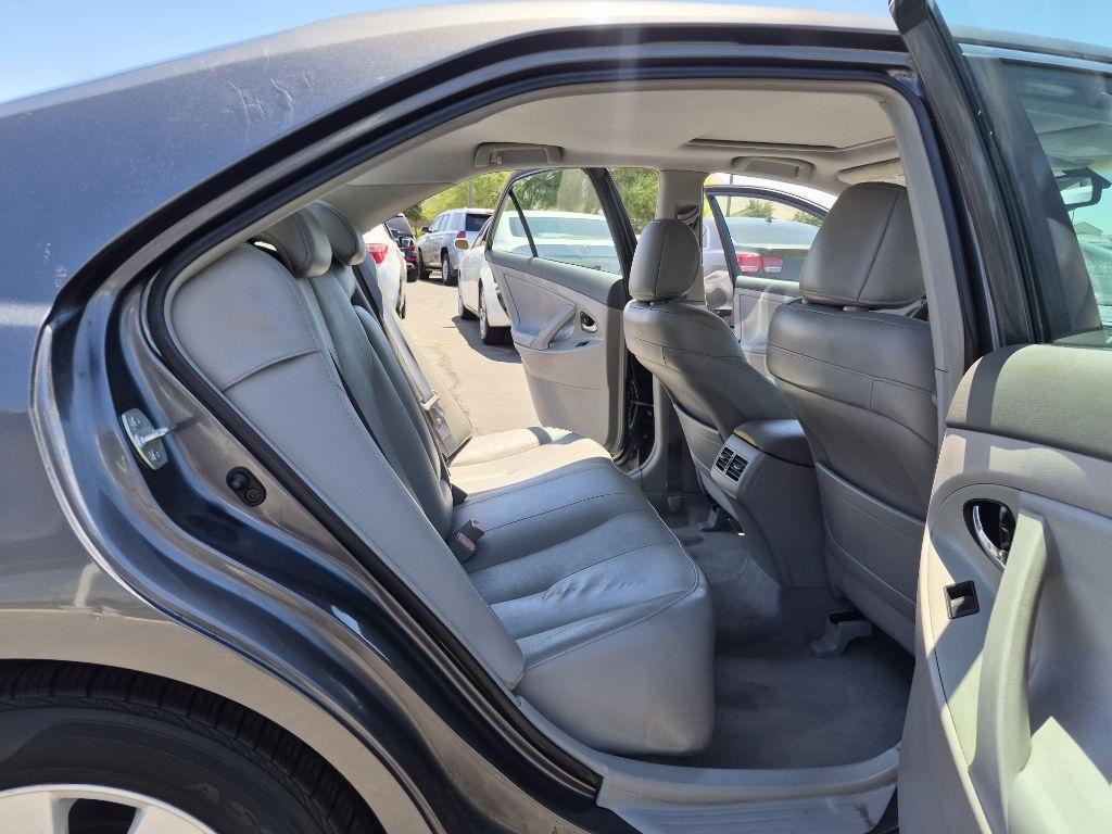Toyota Camry Hybrid  2009