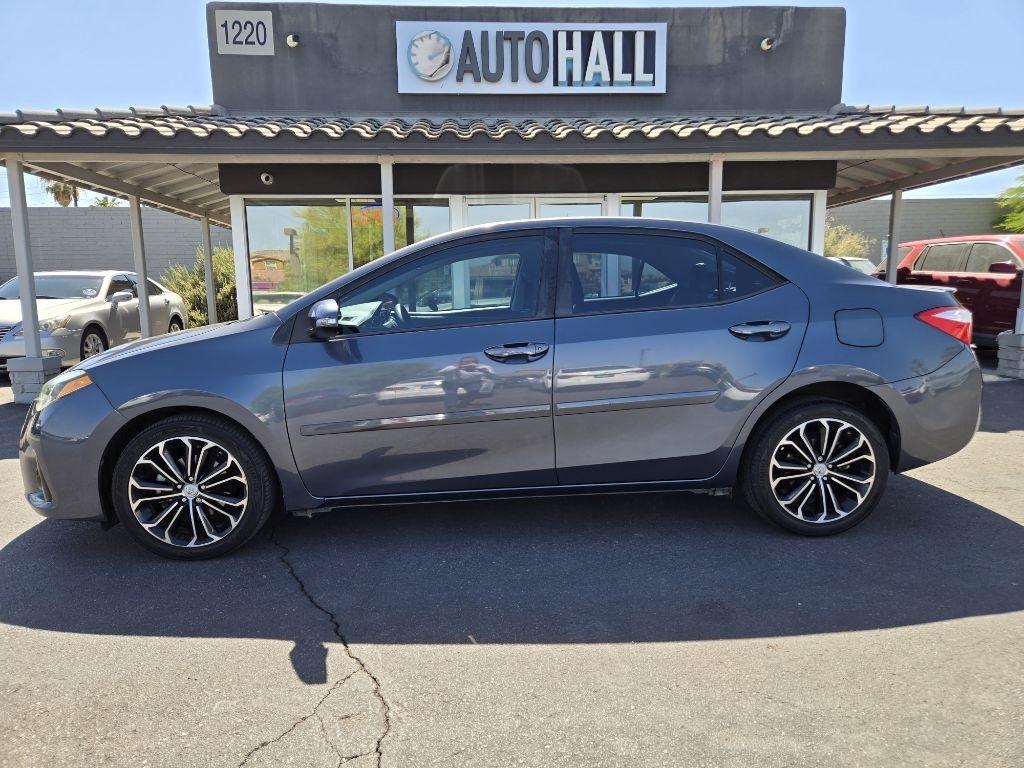 Toyota Corolla  2015