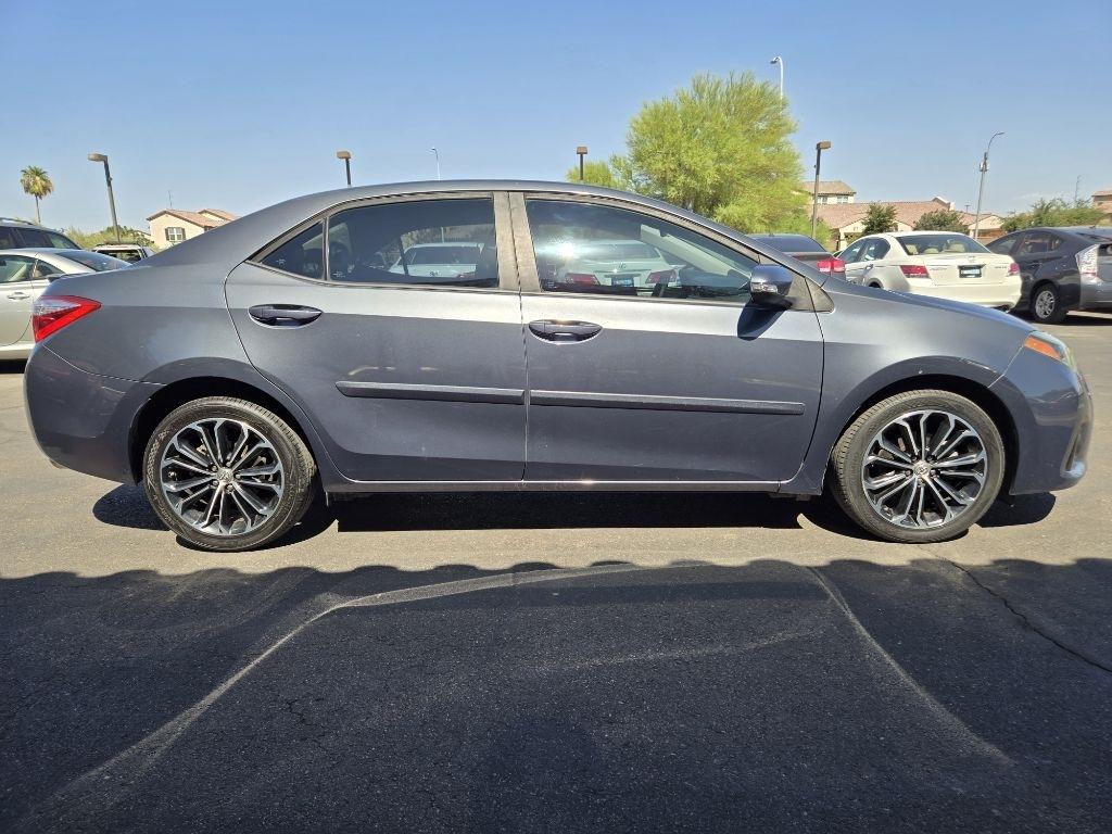 Toyota Corolla  2015