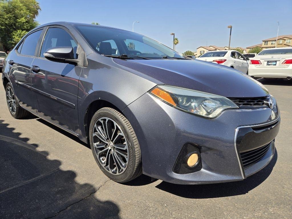 Toyota Corolla  2015
