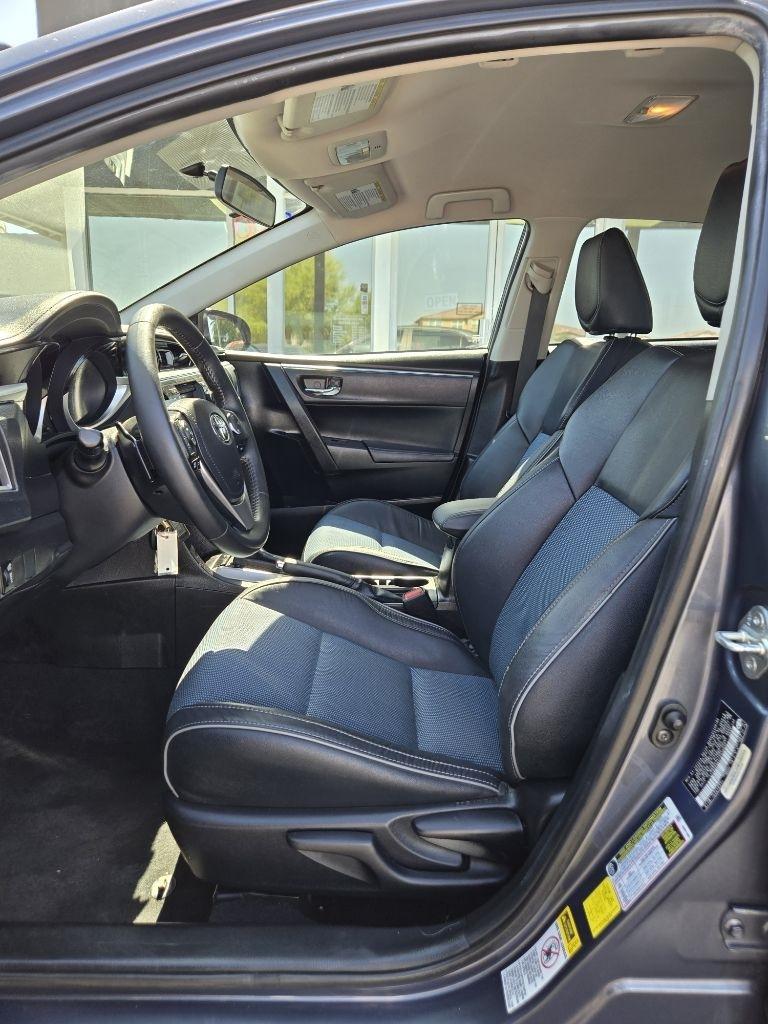 Toyota Corolla  2015
