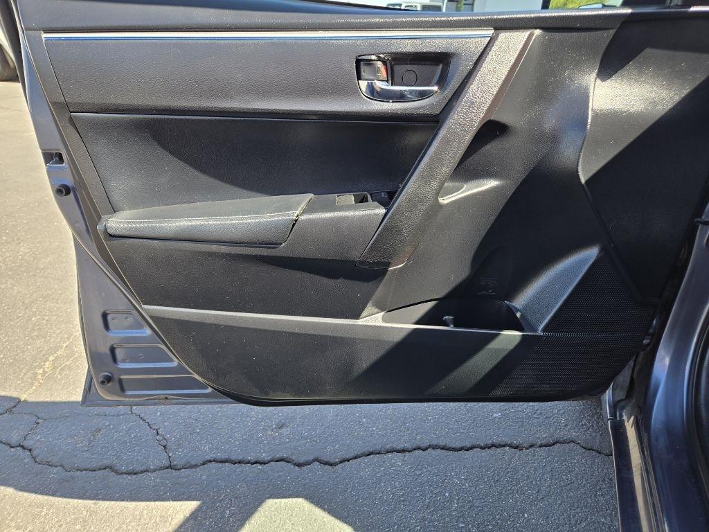 Toyota Corolla  2015