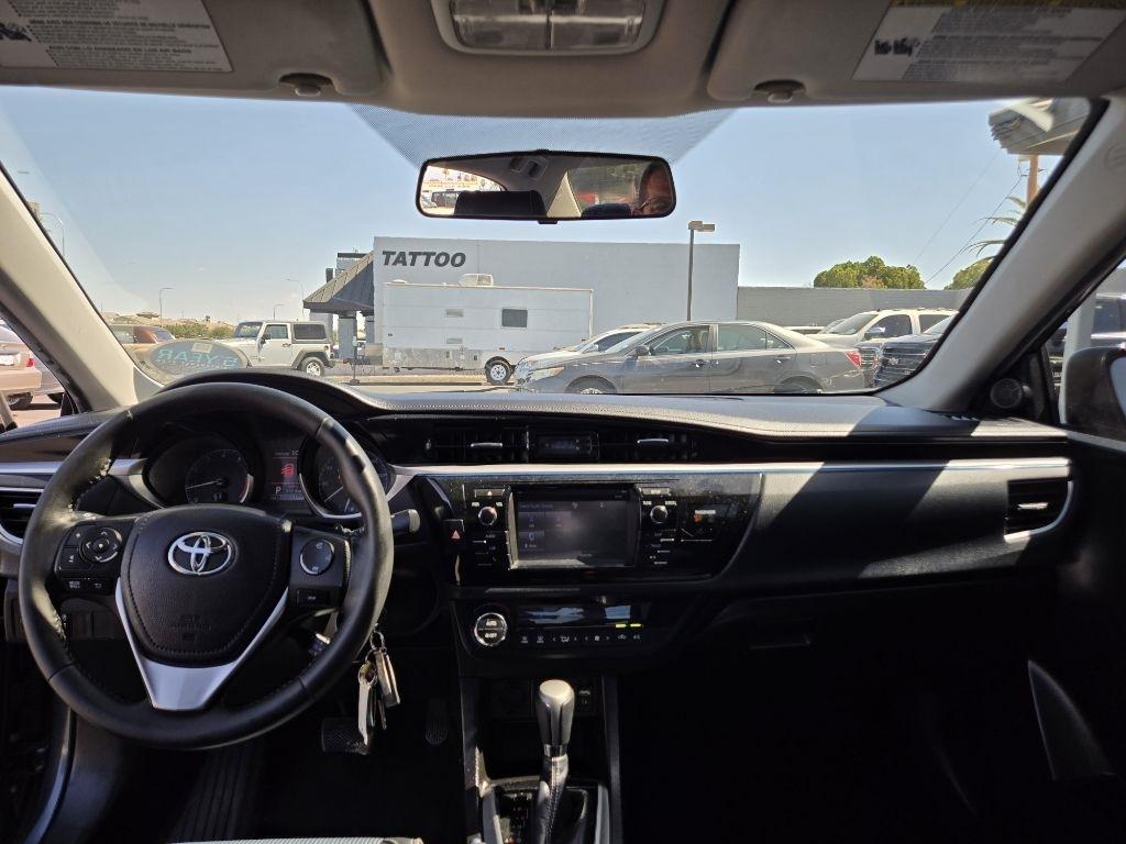 Toyota Corolla  2015