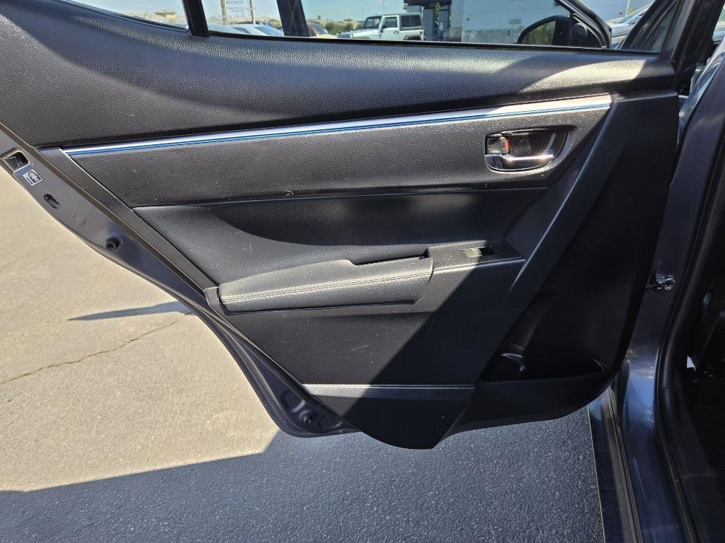 Toyota Corolla  2015