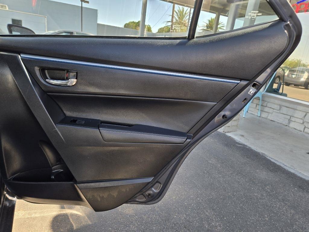 Toyota Corolla  2015