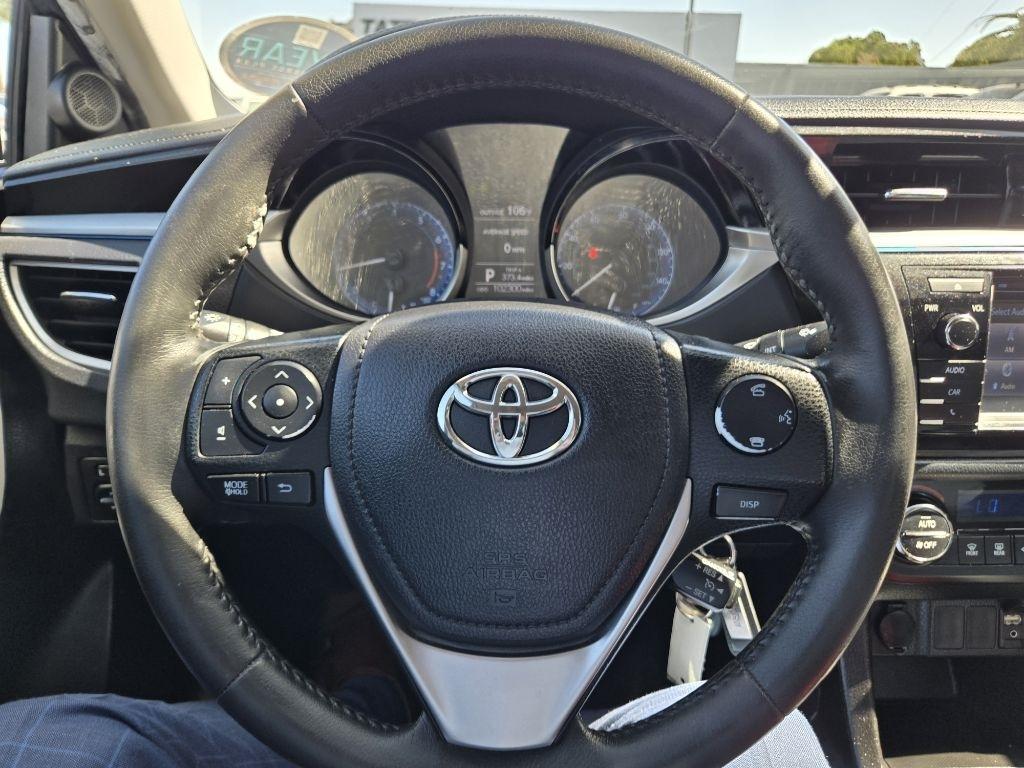 Toyota Corolla  2015