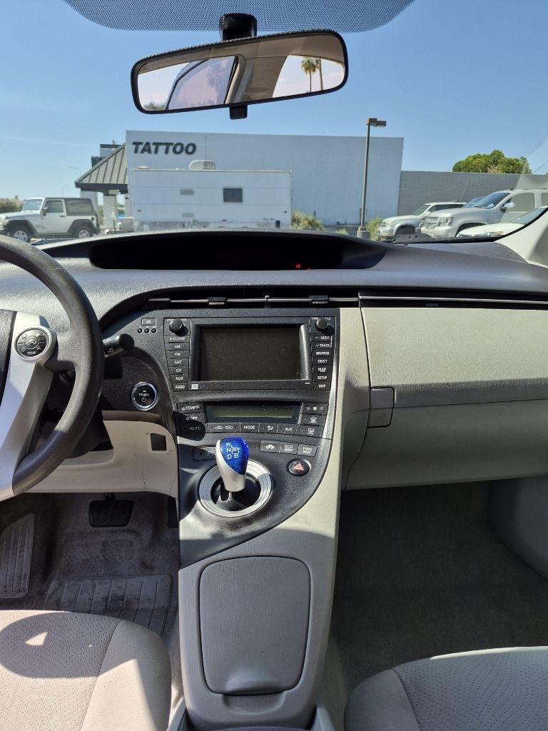 Toyota Prius  2010