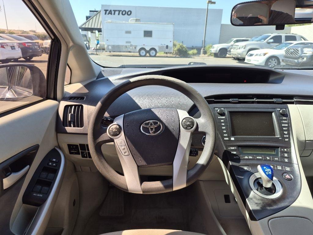 Toyota Prius  2010
