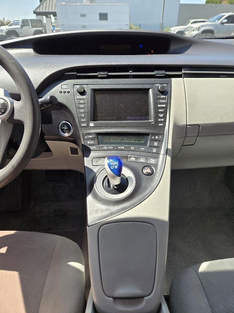 Toyota Prius  2010