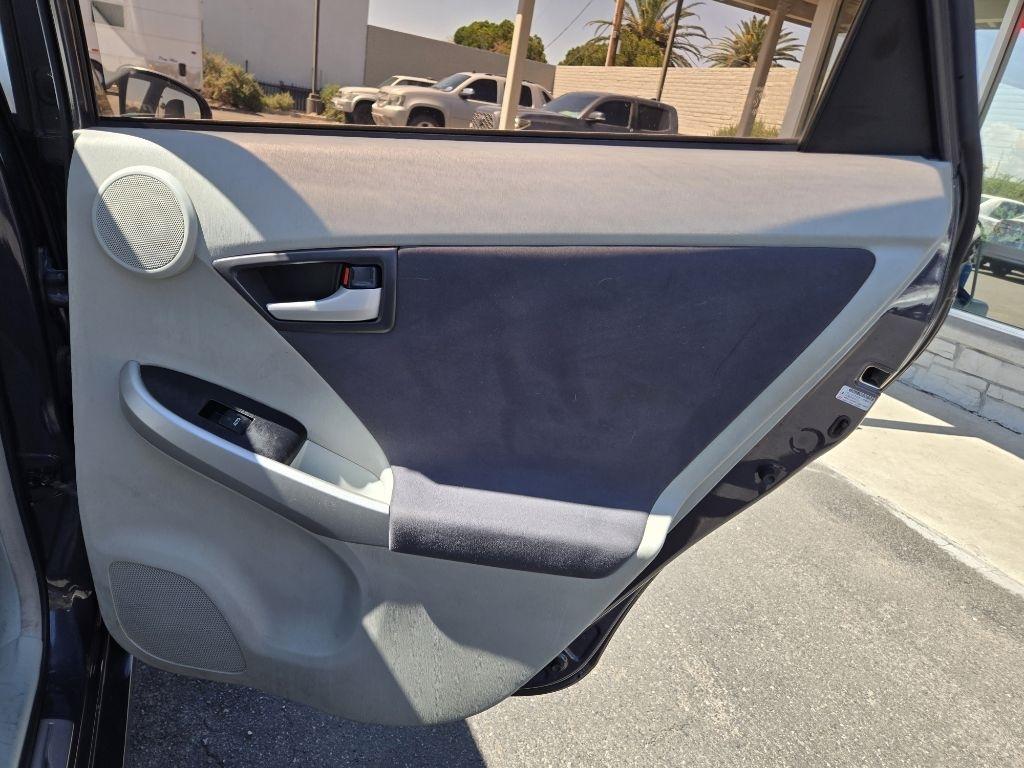 Toyota Prius  2010
