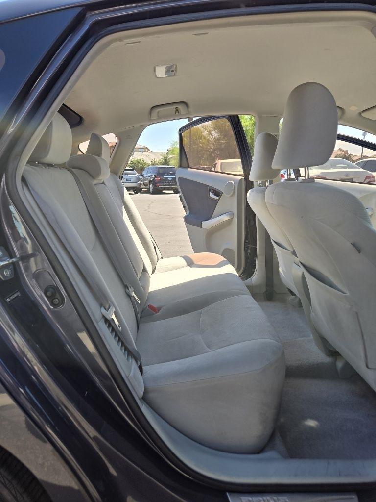 Toyota Prius  2010
