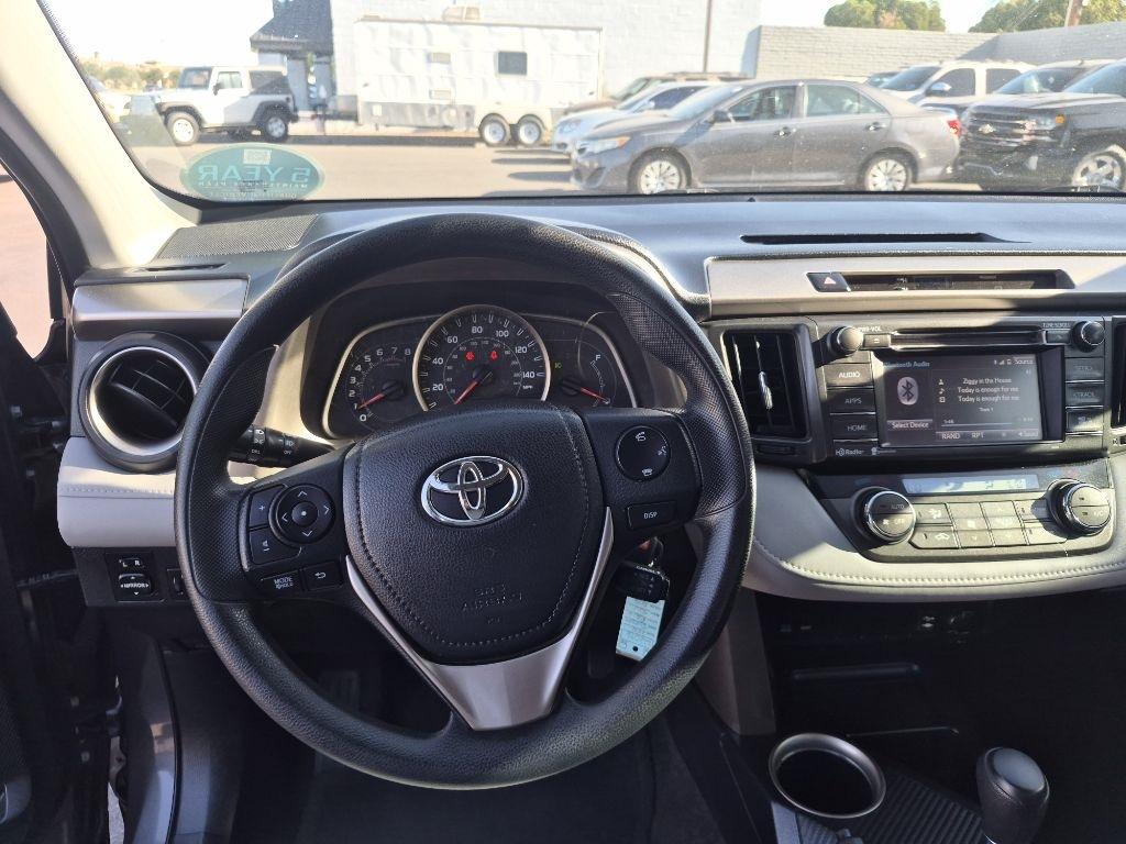 Toyota RAV4  2014