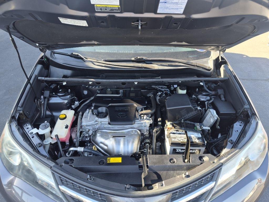 Toyota RAV4  2014