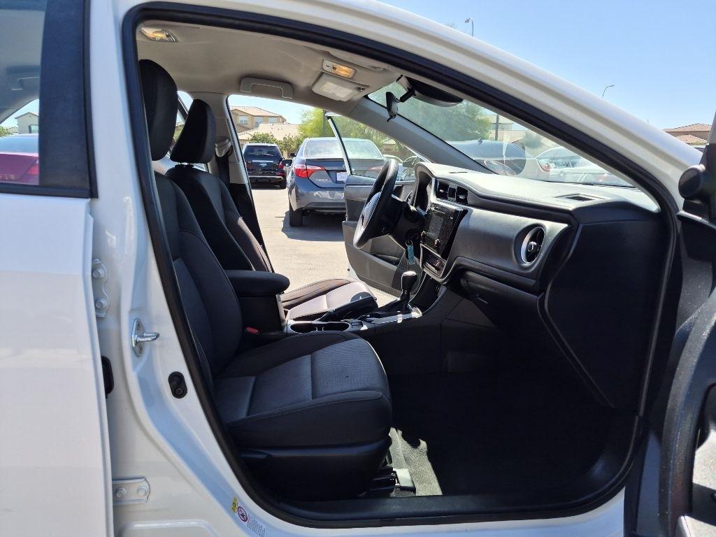 Toyota Corolla  2017