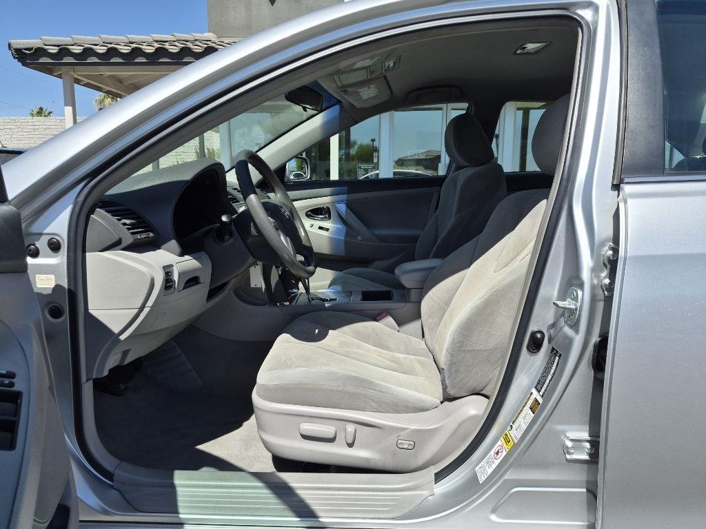 Toyota Camry  2009
