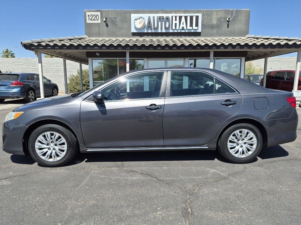 Toyota Camry  2013