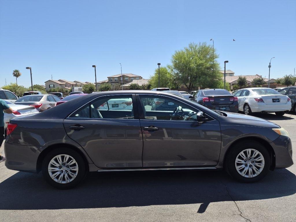 Toyota Camry  2013