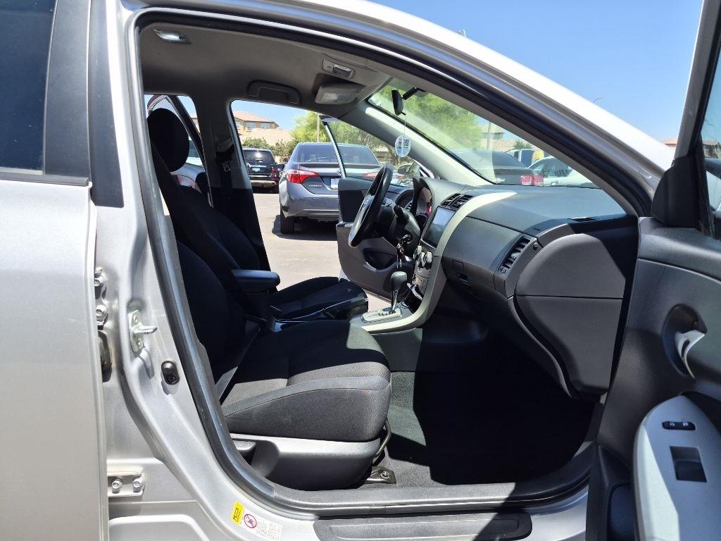 Toyota Corolla  2011
