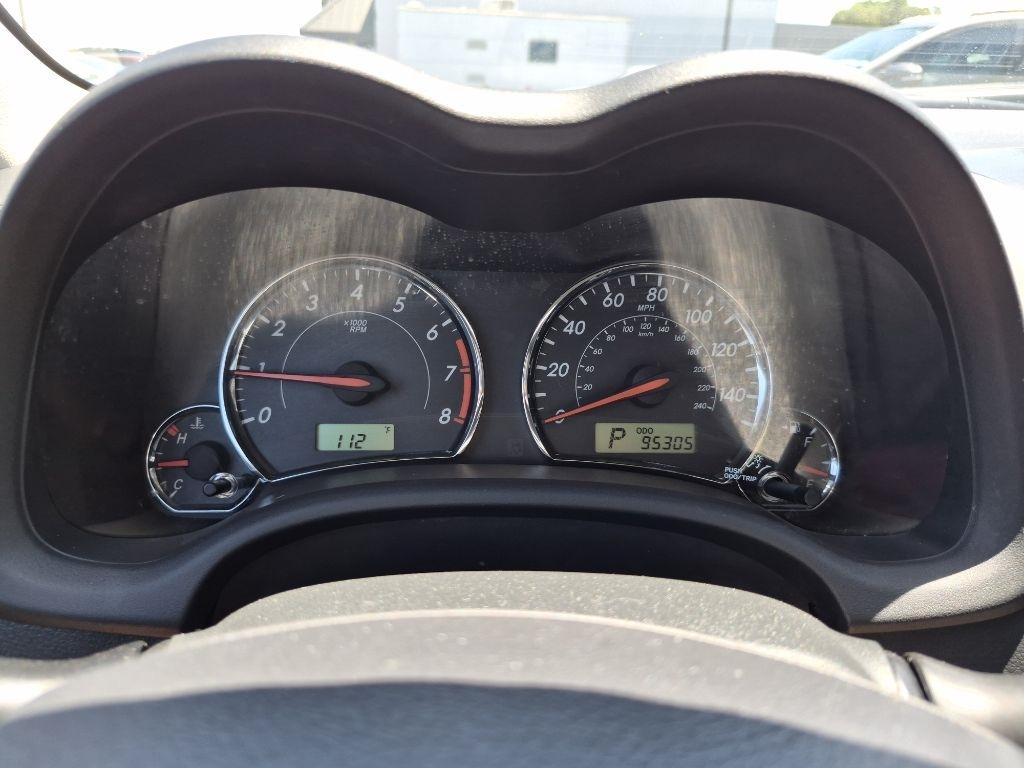 Toyota Corolla  2011