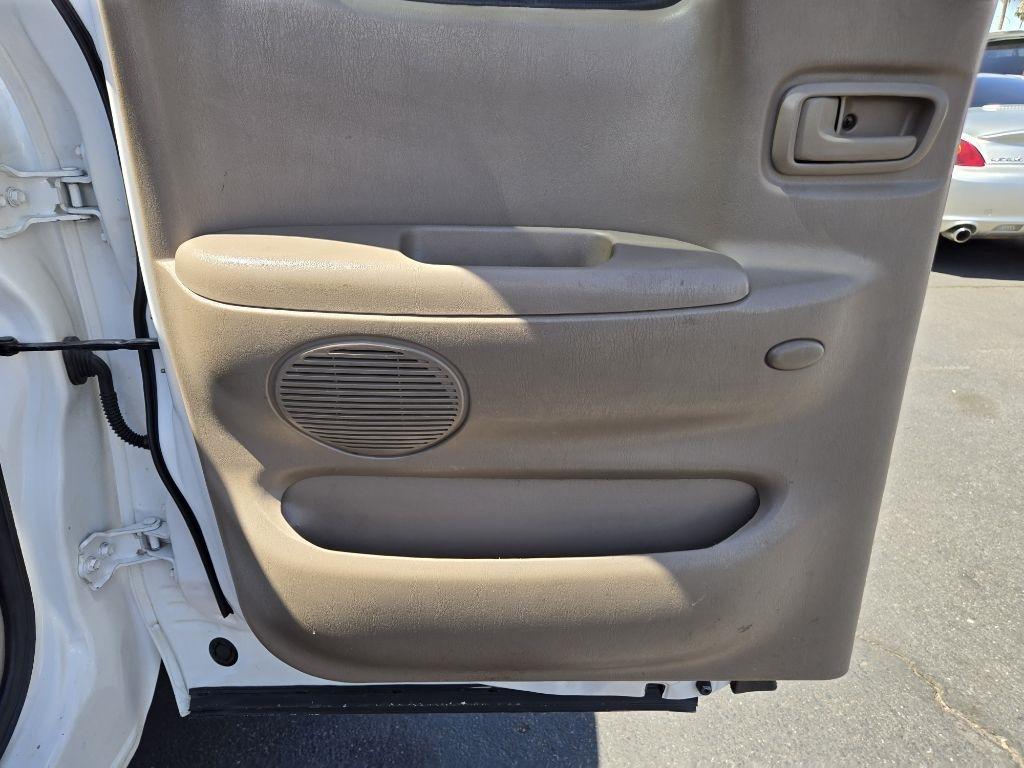 Toyota Tundra  2003