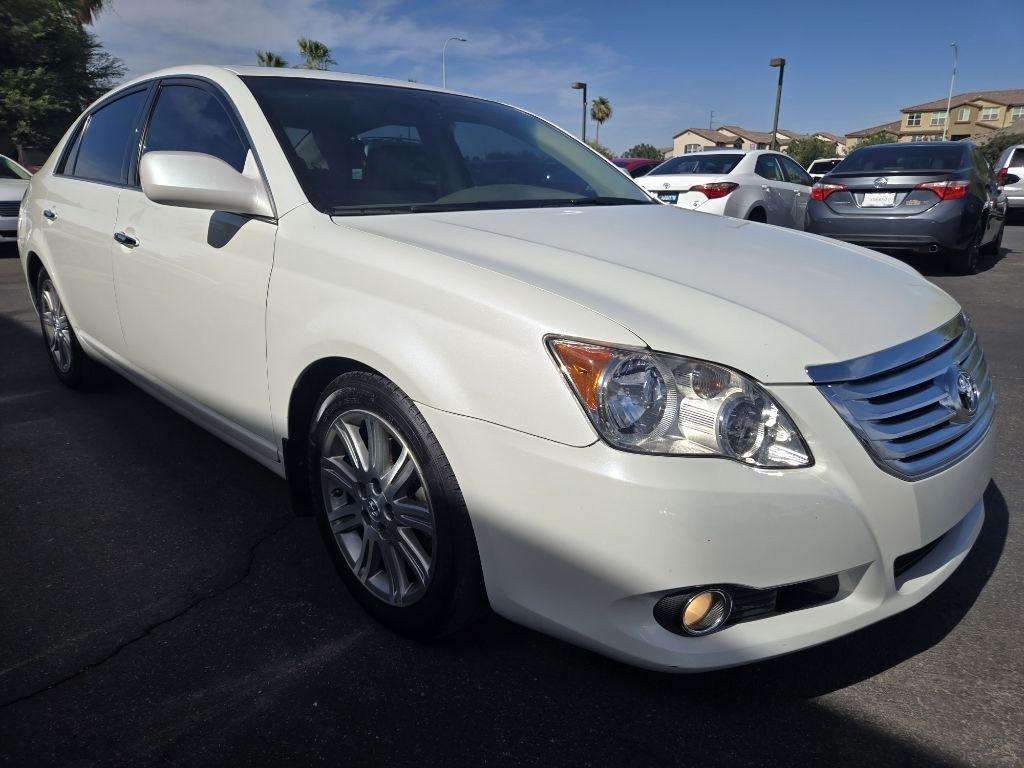 Toyota Avalon  2008