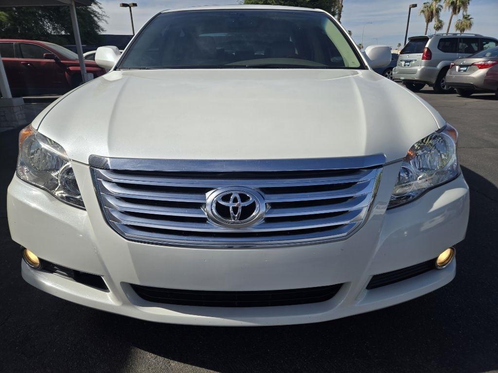 Toyota Avalon  2008
