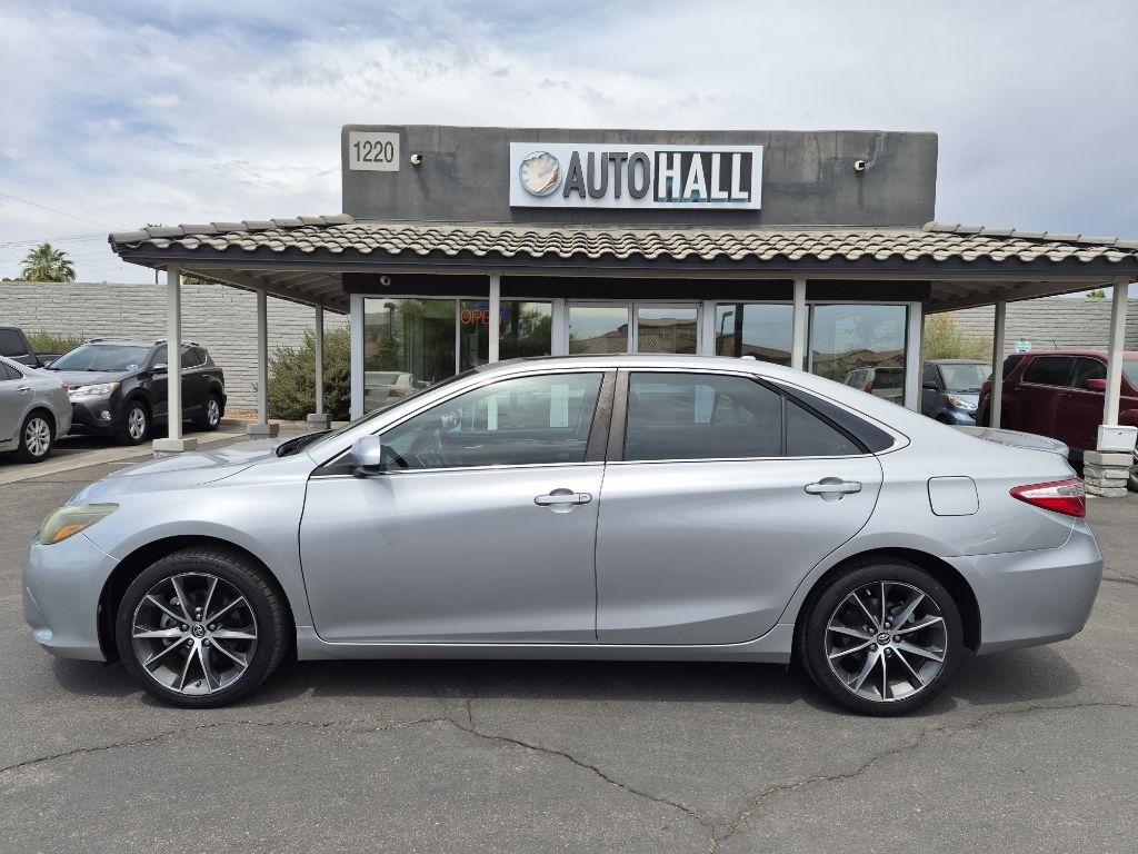 Toyota Camry  2015