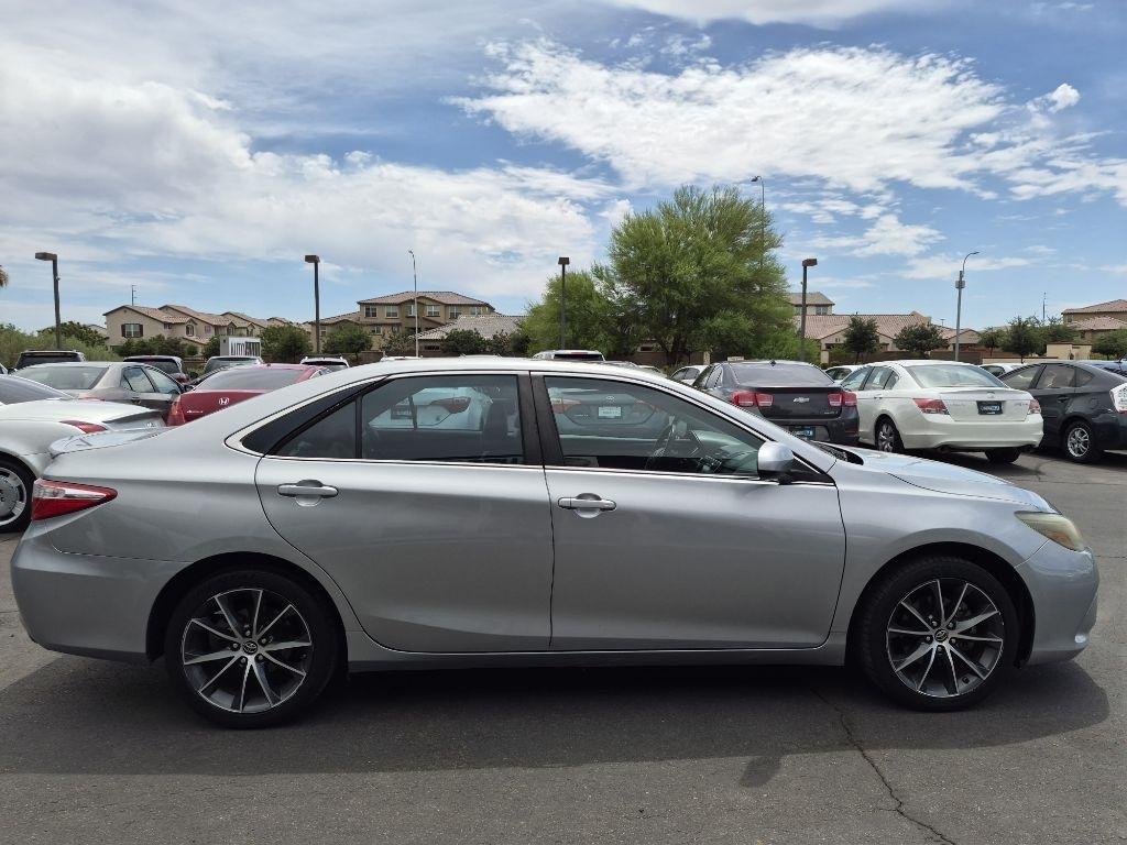 Toyota Camry  2015
