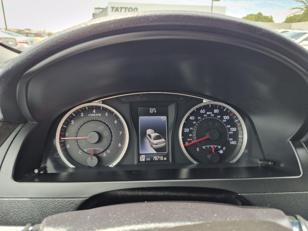 Toyota Camry  2015